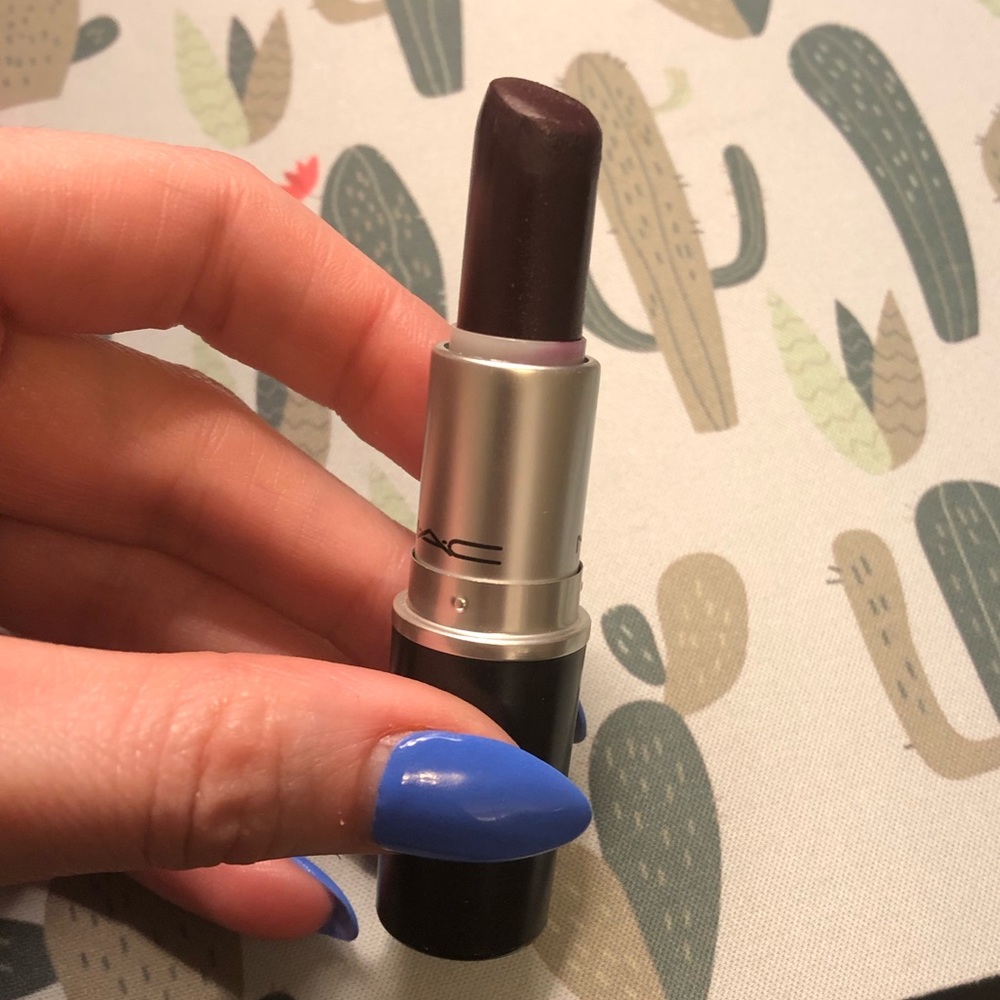 MAC Instigator Matte Lipstick
